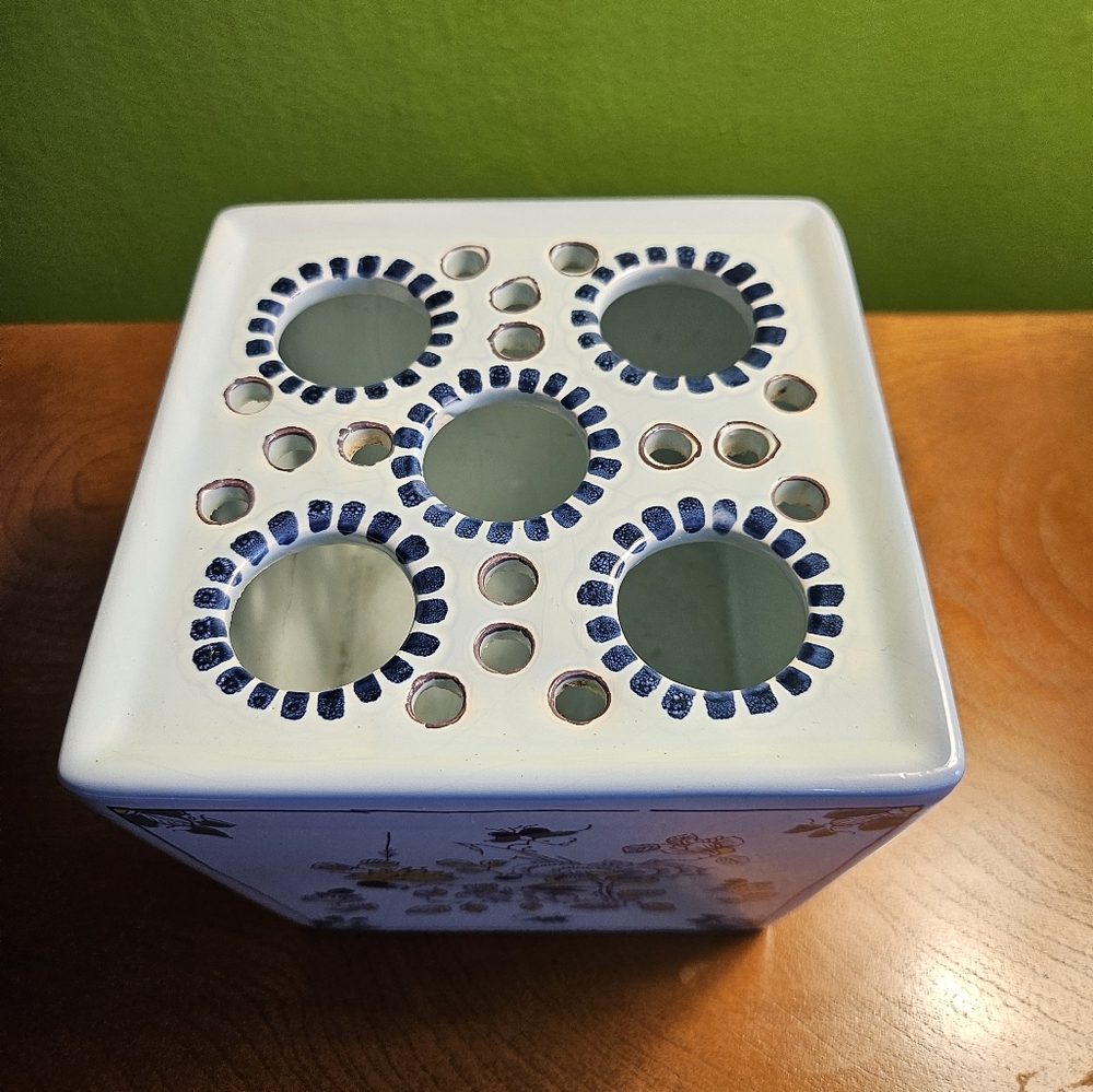 Vintage Delft Dutch flower frog. Decorative Blue and White Ceramic Vase Holder
